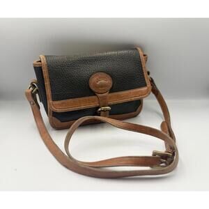 Vintage Dooney & Bourke Black & Tan AWL Pebbled Leather Crossbody Purse